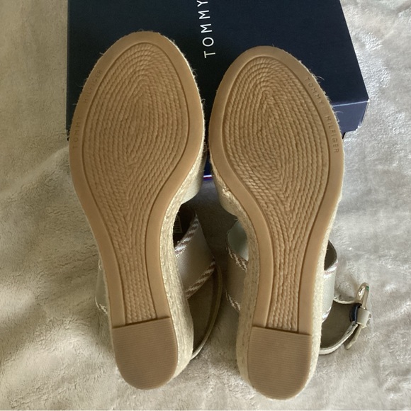 Women’s Wedge heel Espadrilles - Picture 4 of 8